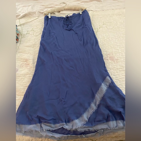 Women’s skirt size large - Picture 3 of 3